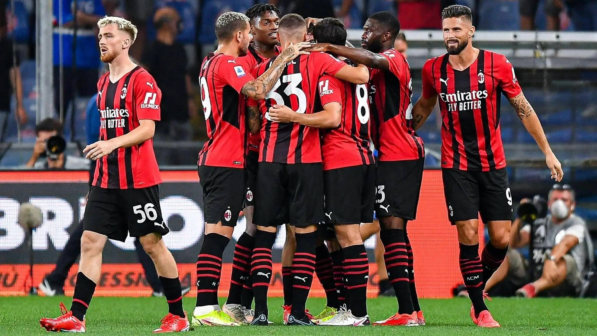 关于AC米兰连胜止步，争夺意甲联赛冠军的信息