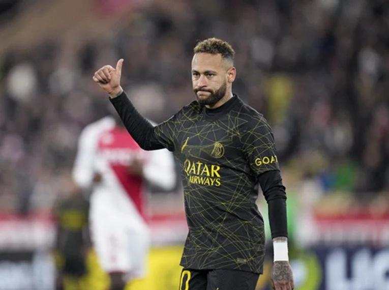 关于摩纳哥再遭惨败，球队陷入深重困境的信息