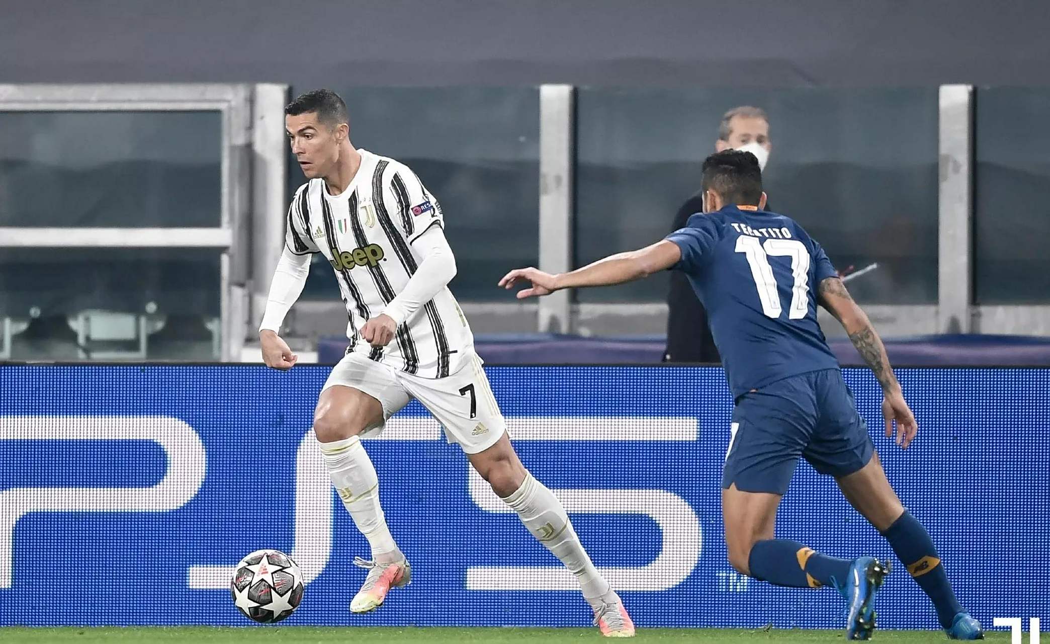 尤文图斯击败波尔图，锁定下一轮晋级