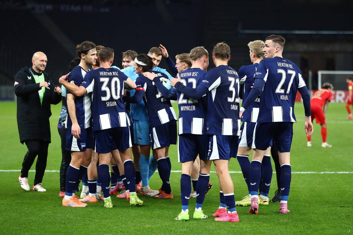 雷火电竞网站-西汉姆主场大胜，稳固上升势头