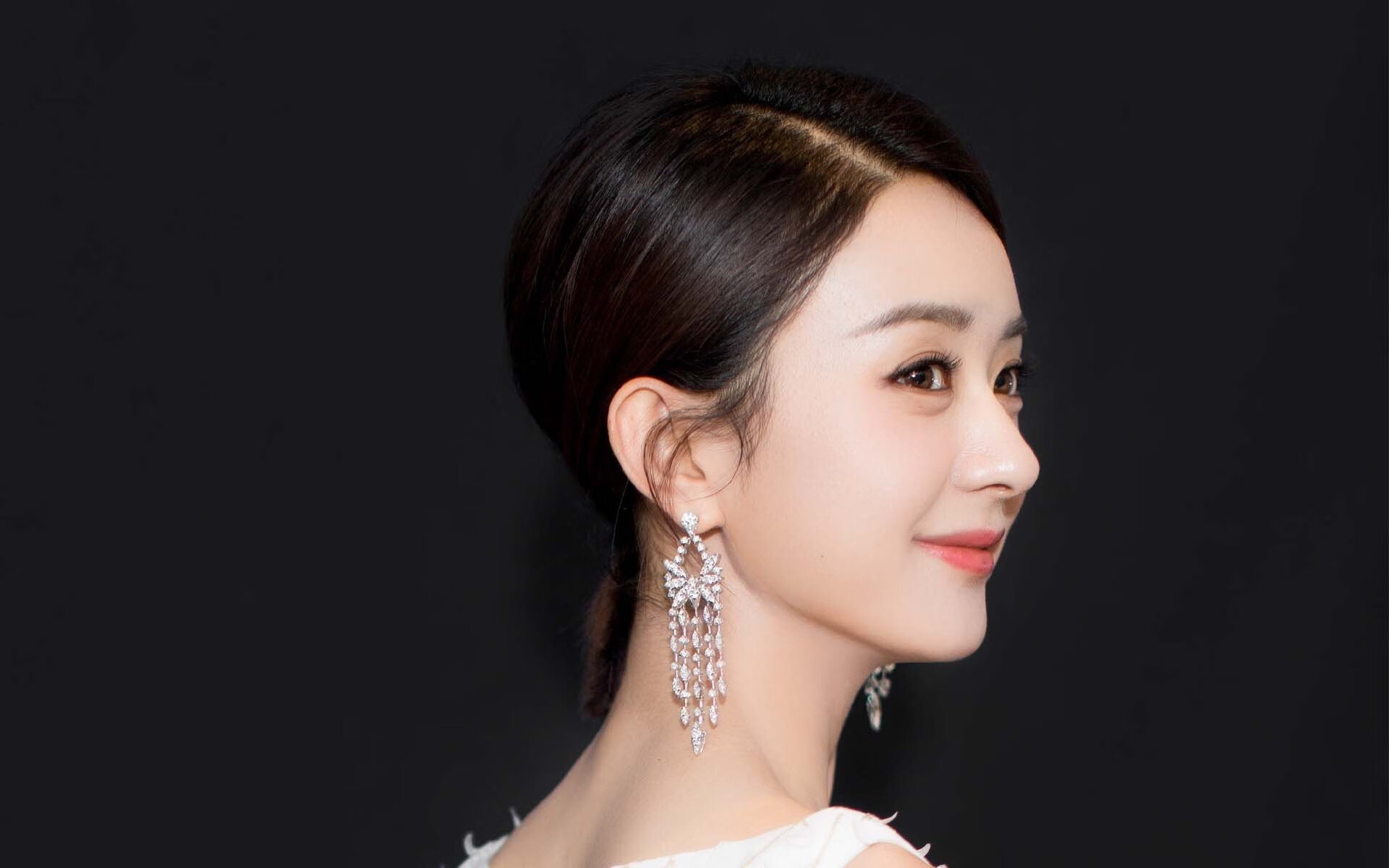 雷火电竞入驻-暗夜舞者，在F1霓虹棋盘上，拉梅洛是那个唯一变量