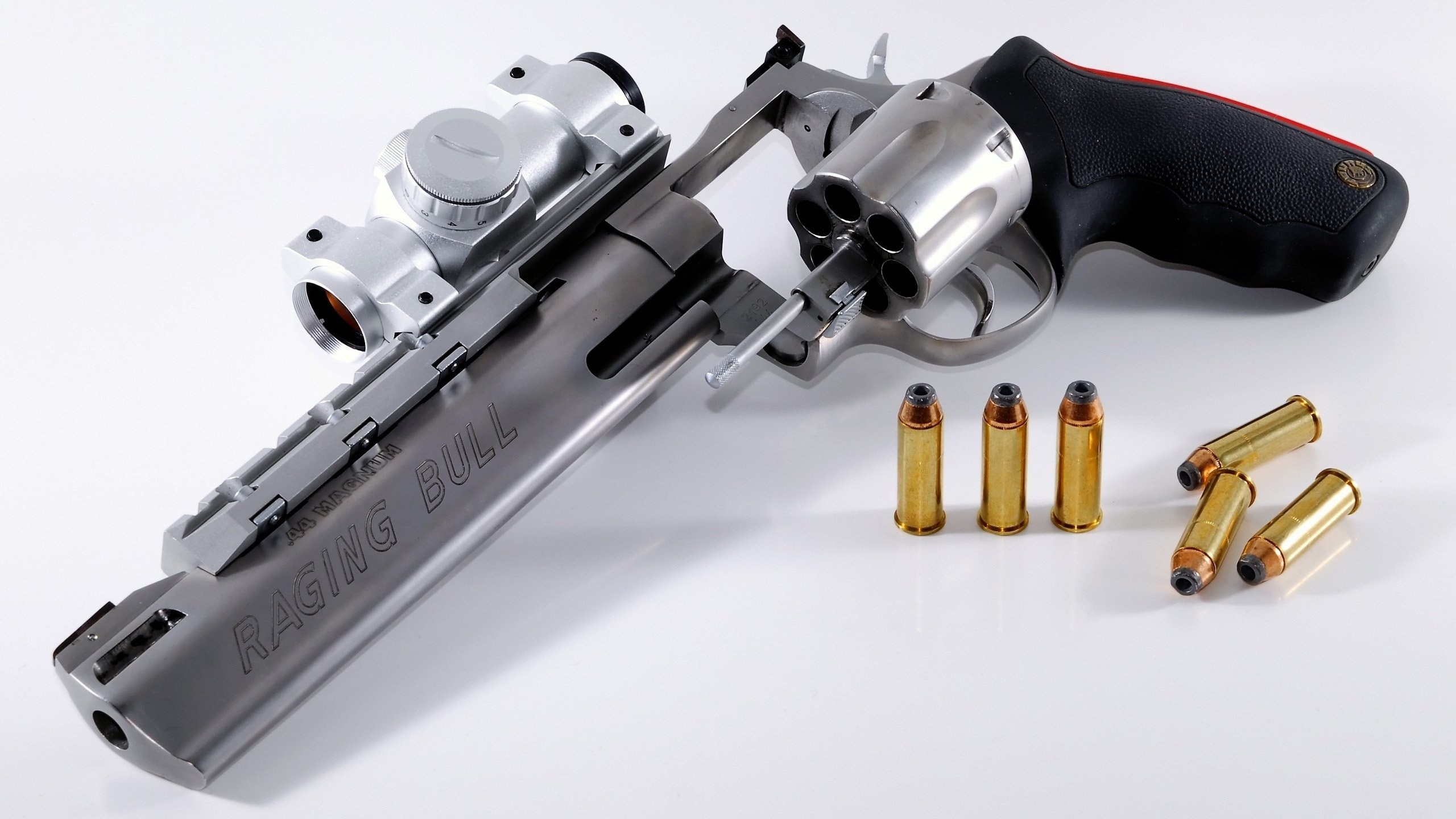 雷火电竞-日本武士的锁链，富安健洋如何将奥地利战术写成防守圣经？